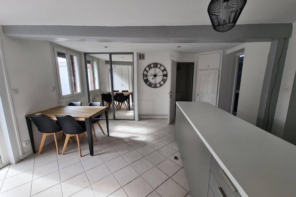 Maison de ville avec gd terrasse sans vis-à-vis Le Mesnil-Esnard Exterior foto
